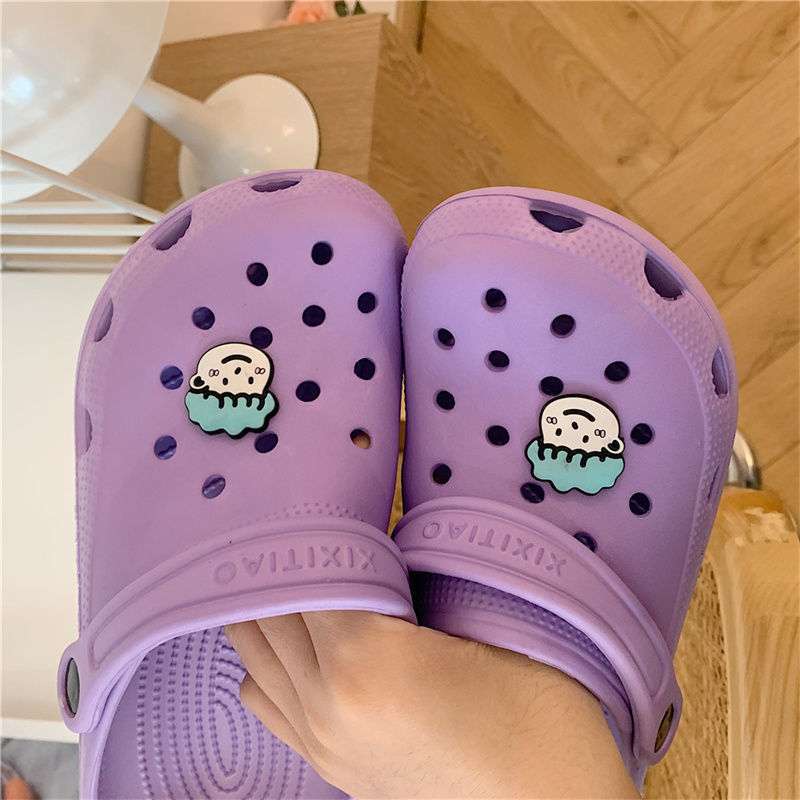 Korean new hole shoes ins cartoon cute couple bag head cool slippers men and women comfortable nurse shoes non-slip