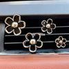 New 4-piece Car Accessories Daisy Design Air Outlet Perfume Decorative Clip Portable Mini Flower Car Air Freshener Diffuser Clip