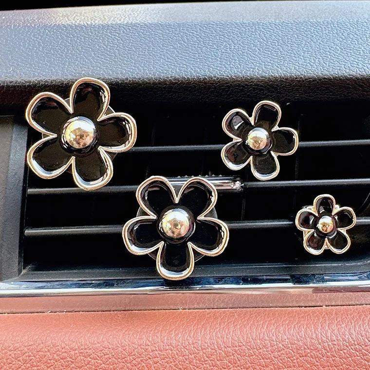 New 4-piece Car Accessories Daisy Design Air Outlet Perfume Decorative Clip Portable Mini Flower Car Air Freshener Diffuser Clip