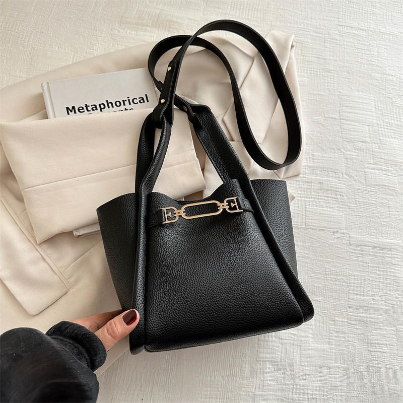 2024 New Popular Simple Bucket Bag Women Street Fashion Pu Shoulder Bag