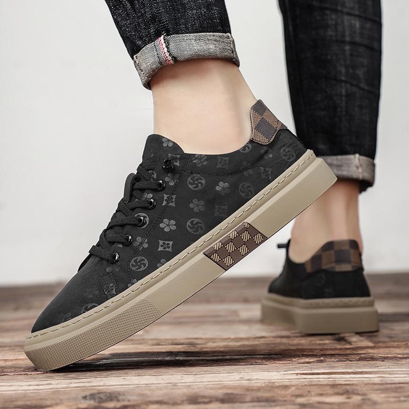 2025 Sommer neue atmungsaktive Canvas-Schuhe Herren vielseitige Freizeitschuhe Mode Herrenschuhe dünne Herrenstoffschuhe Herren Board-Schuhe