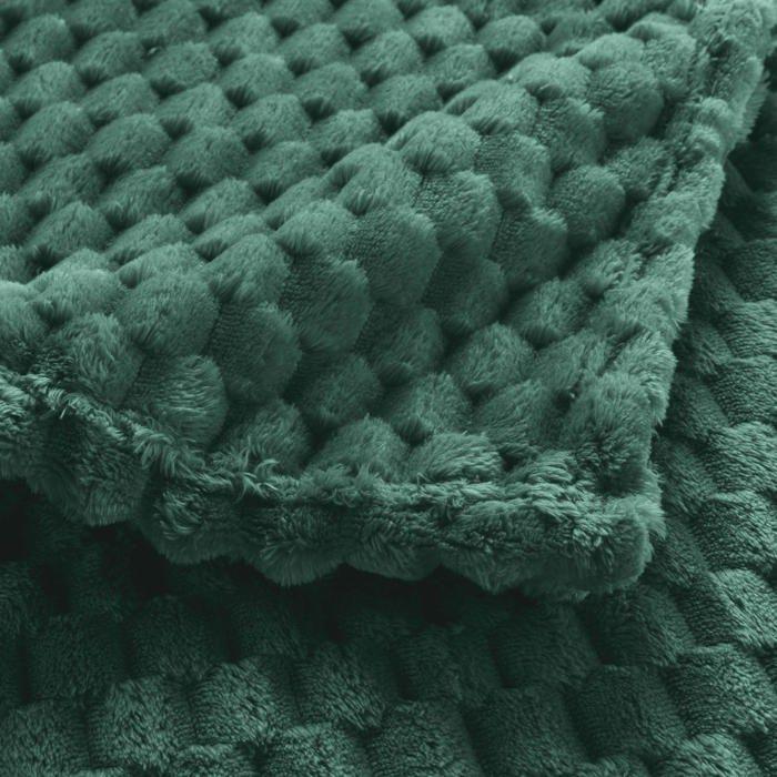 Plaid flanelle relief 125 x 150 cm Mini Breetzy vert cedre