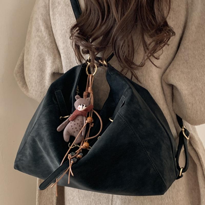 Retro suede tote bag women's new fashionable large-capacity commuting high-value fashionable casual shoulder bag bag