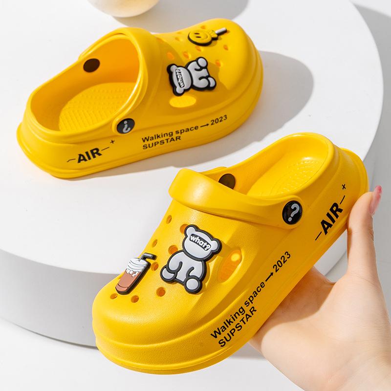 Children's Astronaut Hole Shoes, Boys, Middle-aged and Older Children Wear Non-slip Thick-soled Beach Shoes In Summer, Baby Cute Indoor