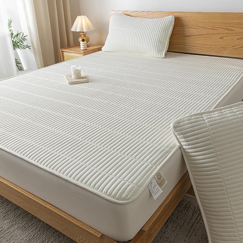 Safe Waterproof Mattress Cover Protector Breathable Comfortable Embroidered Bedding Mattress Bed Cover Fitted Sheet Washable