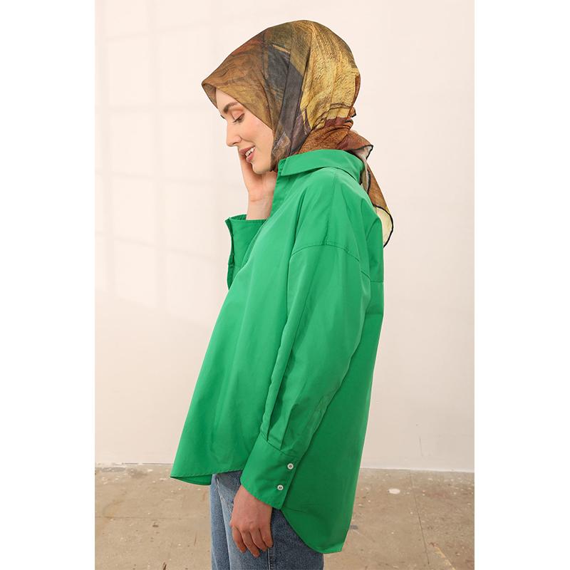 

Шарф ShantuQ Digital Color Transition Soft Green/Gold 90x90 разноцветный