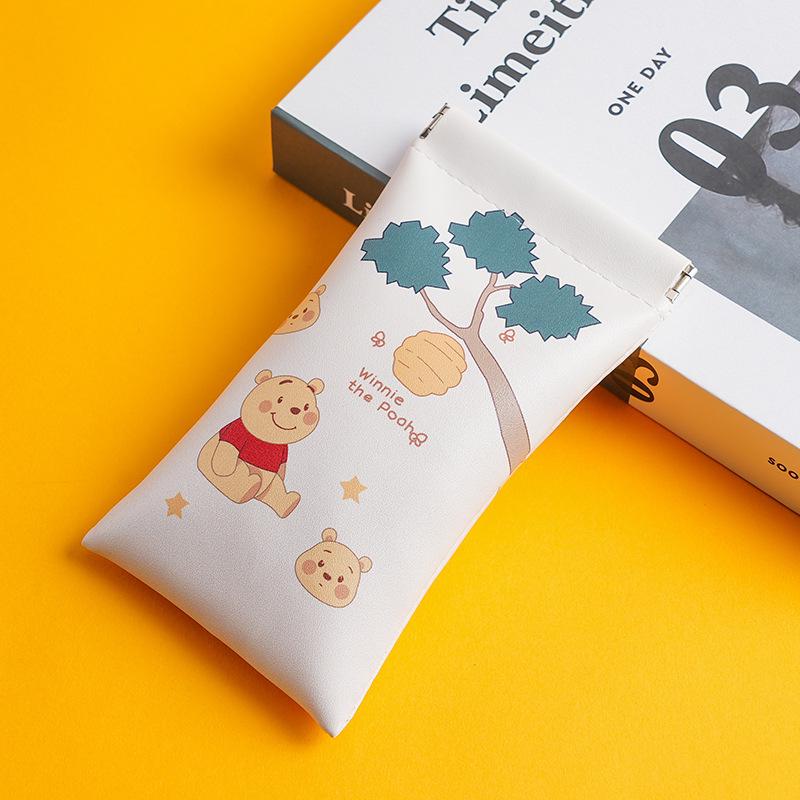 

Cartoon Mini Makeup & Essentials Bag - Women s Portable Lipstick, Earphone & Cable Pouch with Automatic Closure