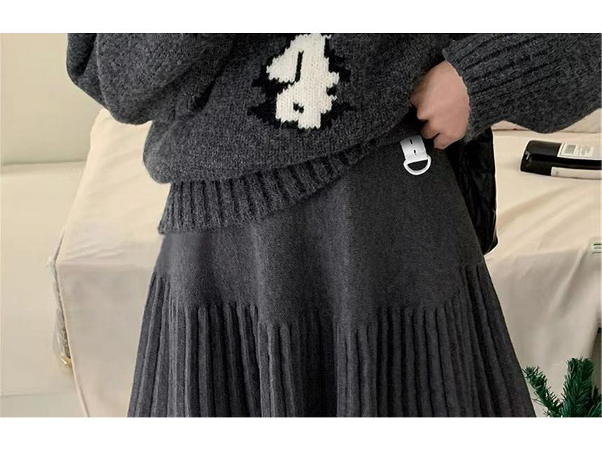 Korean Style Deep Gray A-Line Knit Skirt: Slimming Tummy Support, Petite Pleated Design for Autumn and Winter.