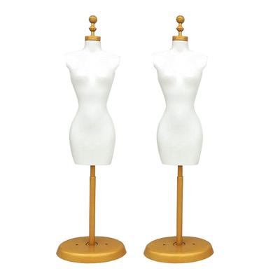 Sy & Sticka – Skyltdockor