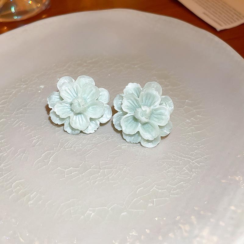 White Flower Stud Earrings for Women Folded Acrylic Side Charming Sweet Floral Girls Earrings Japanese Style Ear Zircon 2023