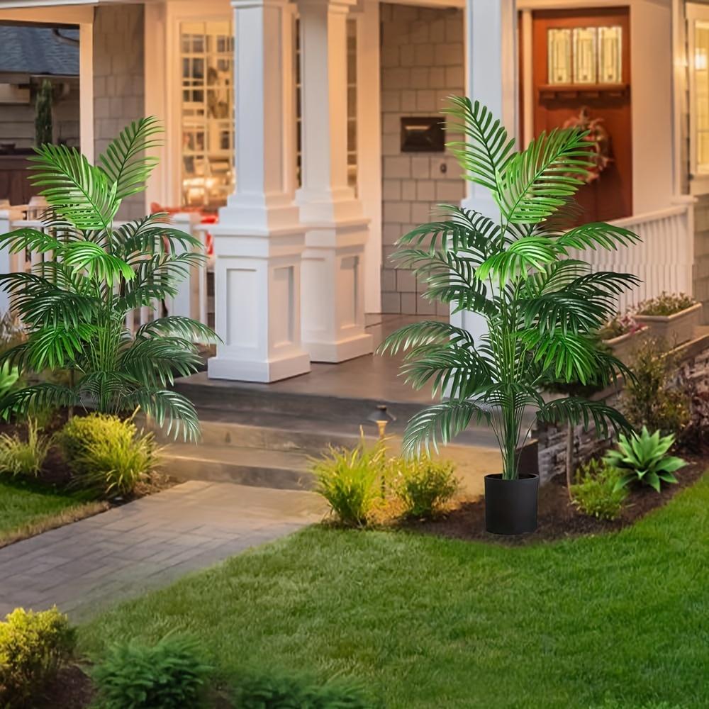 Large Realistic Tropical Palm Tree Artificial Plants - Green Leaves, Suitable for Indoor/Outdoor Garden, Patio, Poolside