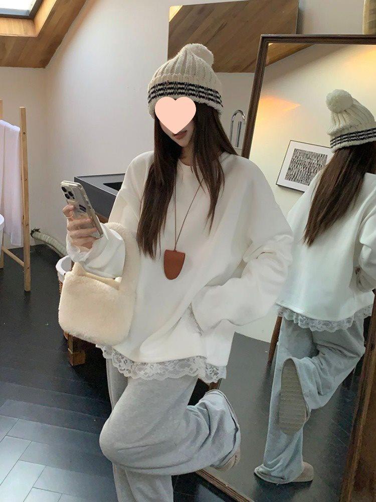Women's Autumn Lace-Trim V-Neck Long Sleeve Fleece-Lined Loose Shirt