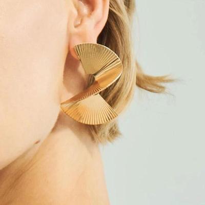 Retro Geometric Earrings for Women Fashion Personality Irregular Fan-shaped Alloy Earrings Fashion Jewelry Ear Accessories