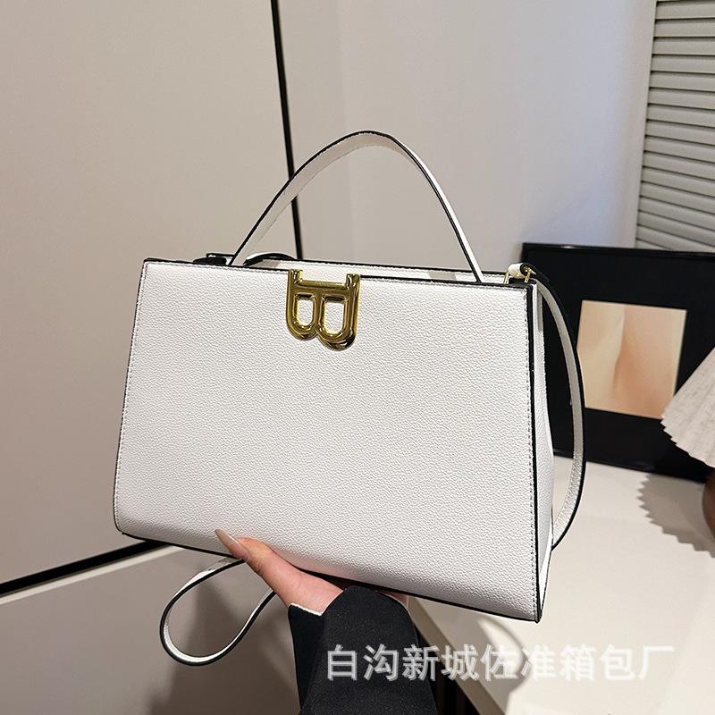 

Saga New Fashion Versatile Oblique Span Portable One Shoulder Oblique Span Fashion Trend Casual білий