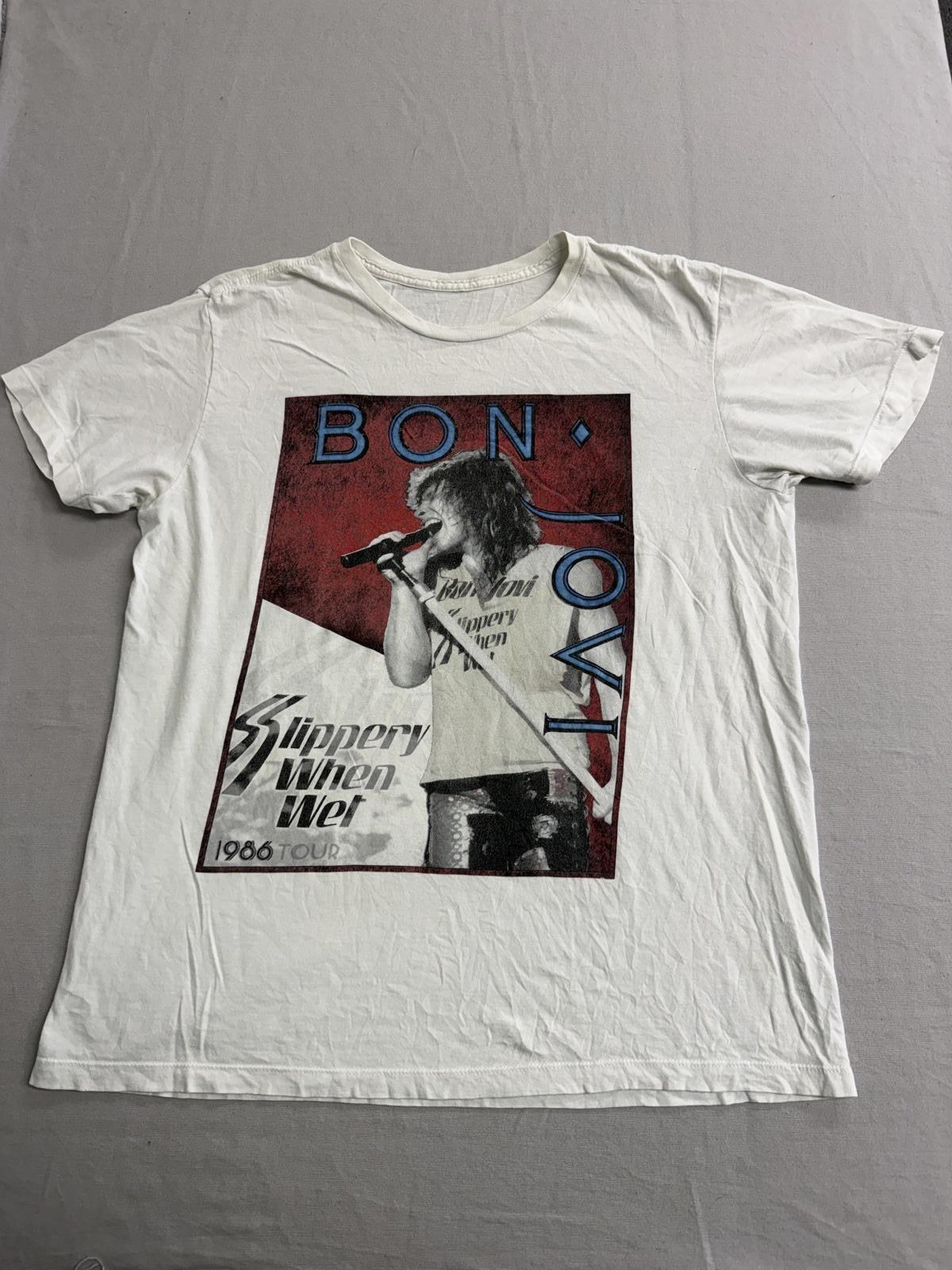 Y2K Bon Jovi Slippery When Wet T-shirt 1986 Tour Date - M XXL