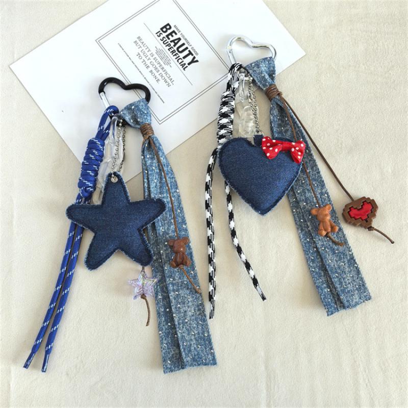 Portachiavi Pendente Laccio Intrecciato a Forma di Cuore Stella a Cinque Punte Stile Denim Creativo Trendy e Cool Pendente per Borsa Stile Ins