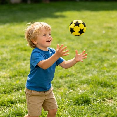 Portable Soccer Footbag for Kids, Soft Juggling Ball, Handmade Colorful Hacky Kick Balls for Backyard Beach