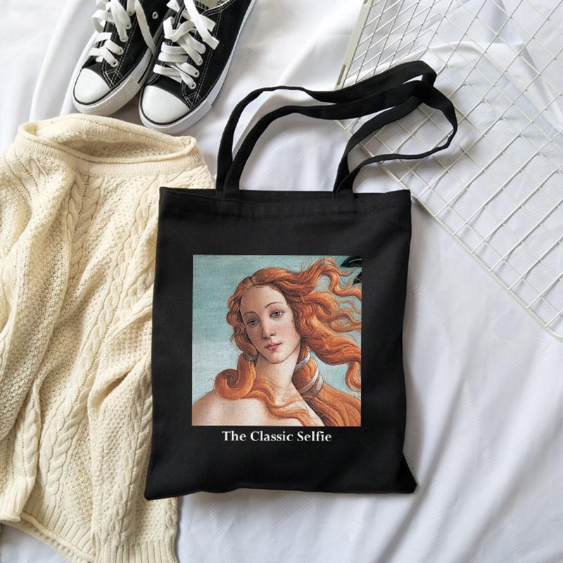 Римская мифология с буквенным принтом — фото 3