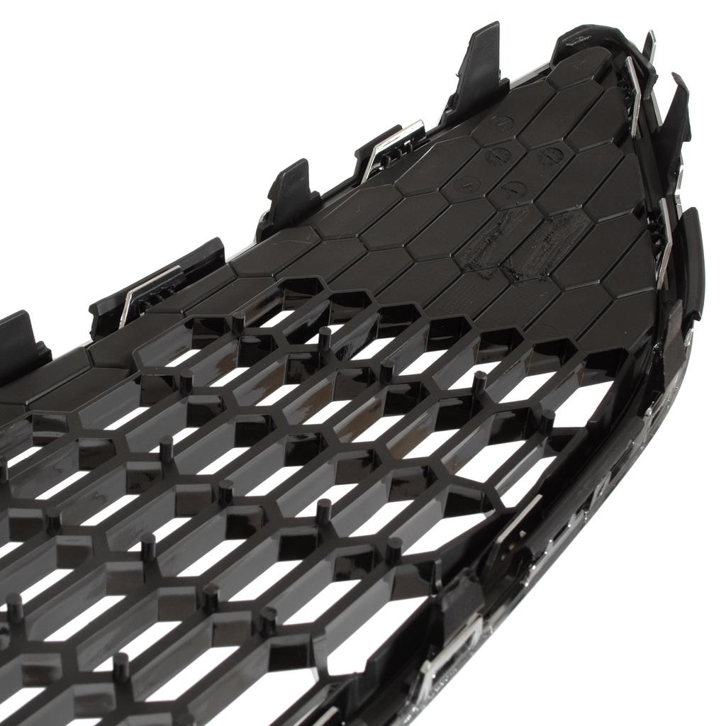 Ford Focus MK3 III FL 14-18 grille between the headlights