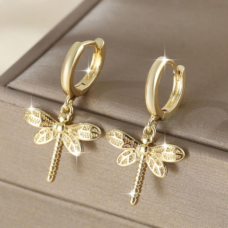 1 Pair of Fashionable Classic Gold Color Dragonfly Pendant Earrings, Women s Personalized Creative Holiday Accessories Zircon