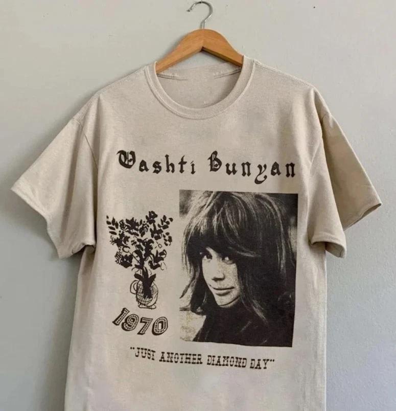 

Rare Vashti Bunyan Short Sleeve Gift for Fan Size S to 5XL T-Shirt L
