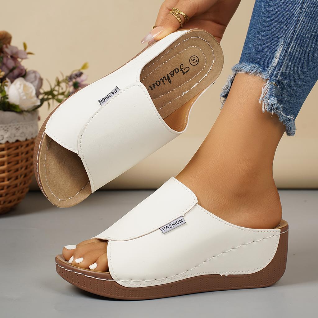 Fashion Women Wedge Slippers Summer 2025 New Fashion Slippers Open Toe Breathable Sandals Comfortable Buckle Woman Shoes Slides Women
