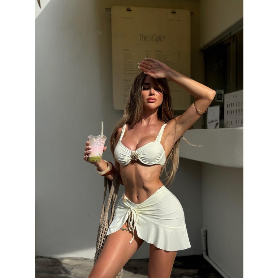 

2026 New Fashion Sexy Nylon Bikini Set Women 3 Piece Swimwear With Beach Short Skirt Vacation Bathing Suit S