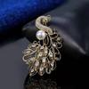 Brooch Pin Anti-Exposure Buckle Peacock Feather Design Pin with Imitation Pearls Cubic Zirconia Suits Coats Sweaters Badge