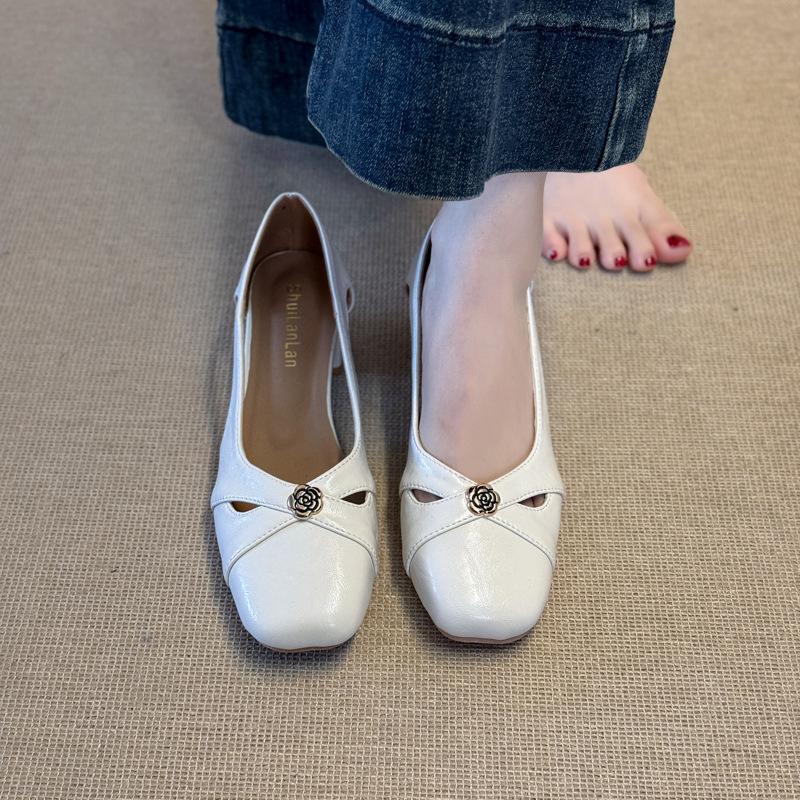 2025 Summer New French Hollow Bag Head Sandals Women's Imitation Leather Square Head Shallow Mouth Versatile Mary Jane Side Empty Shoes