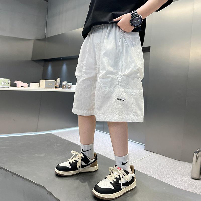 Boys' Korean Style Short-Sleeve Hip Hop T-shirt - Trendy Summer Round Neck for Medium and Large Children
