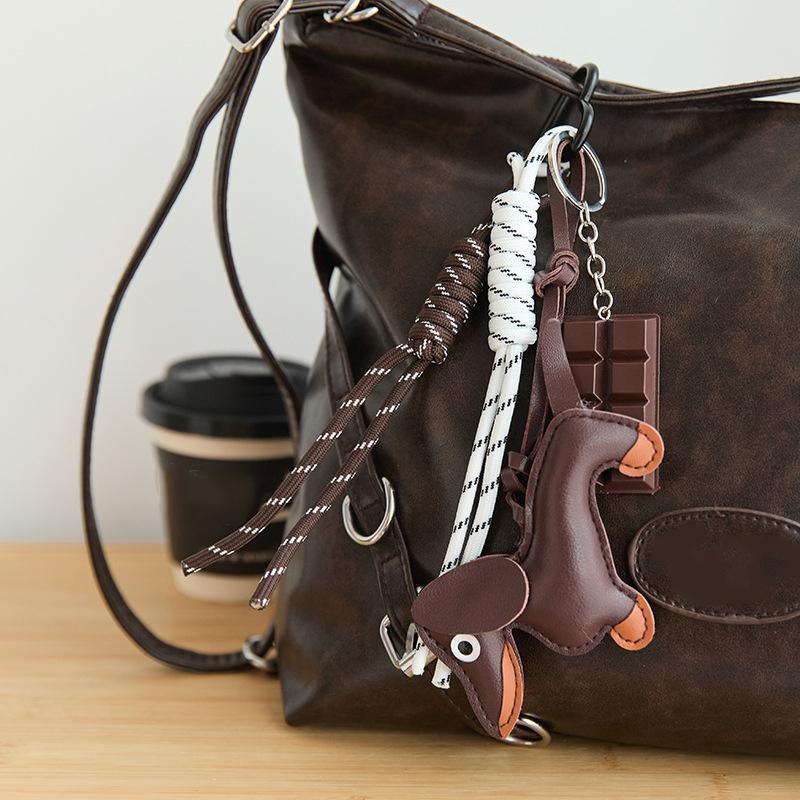 1PC Dog Vintage Brown Autumn And Winter Leather Sausage Dog Chocolate For Mobile Phone Bags Keychain