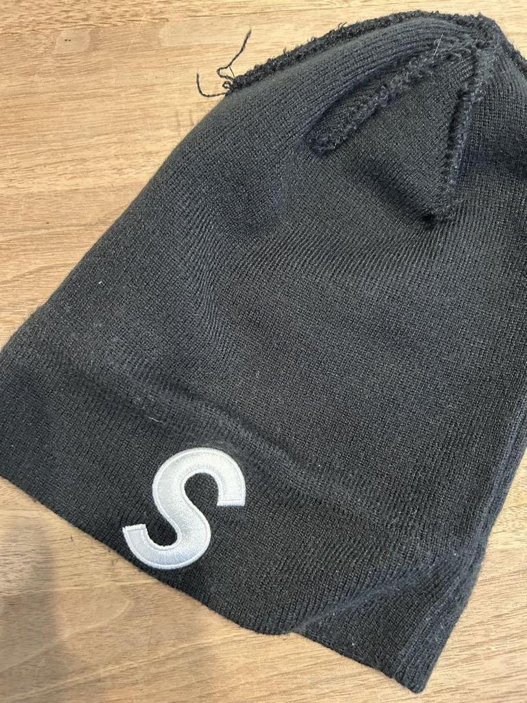 [USED] Supreme S Logo Knit Hat in Black