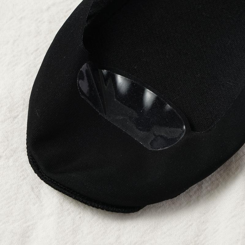 Women's Ice Silk Two Toe Invisible Socks Silicone Non-Slip Split Toe Boat Socks Thin Breathable Sweat Absorbing Summer No Show Socks