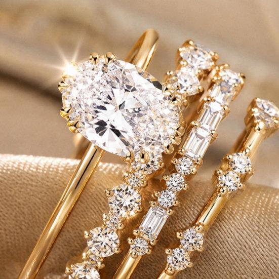 4 Pcs Stackable Rings for Women, Sparkly Cubic Zirconia Rings, Minimalist Statement Wedding Engagement Promise Rings