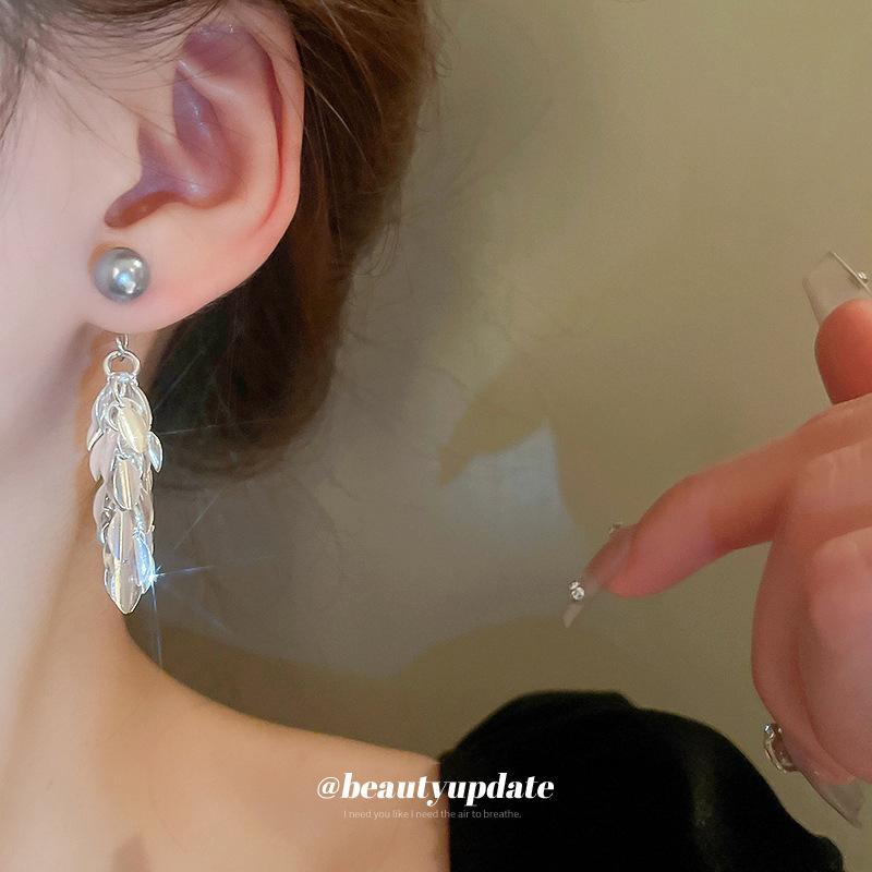 Pearl Leaf Tassel Earrings Cold Wind Personality Design Earrings Niche Versatile Temperament Earrings
