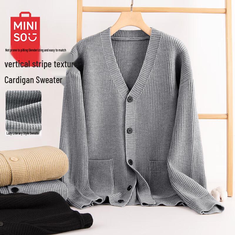 MINISO Men's V-Neck Slouchy Knit Sweater