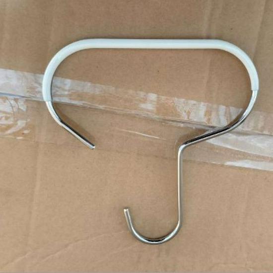 Non-slip Hat, Scarf & Baseball Cap Storage Hooks for Dorms