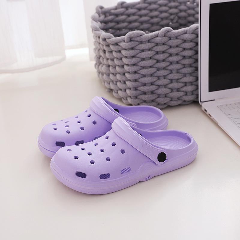 Women's Summer EVA Foam Non-Slip Clog Sandals - Closed Toe, Two-Way Wear, Step-On Comfort.