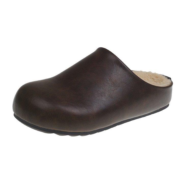 Korean version thick soled and plush warm half drag women's shoes 2026 autumn and winter new item Baotou casual plush Boken shoe