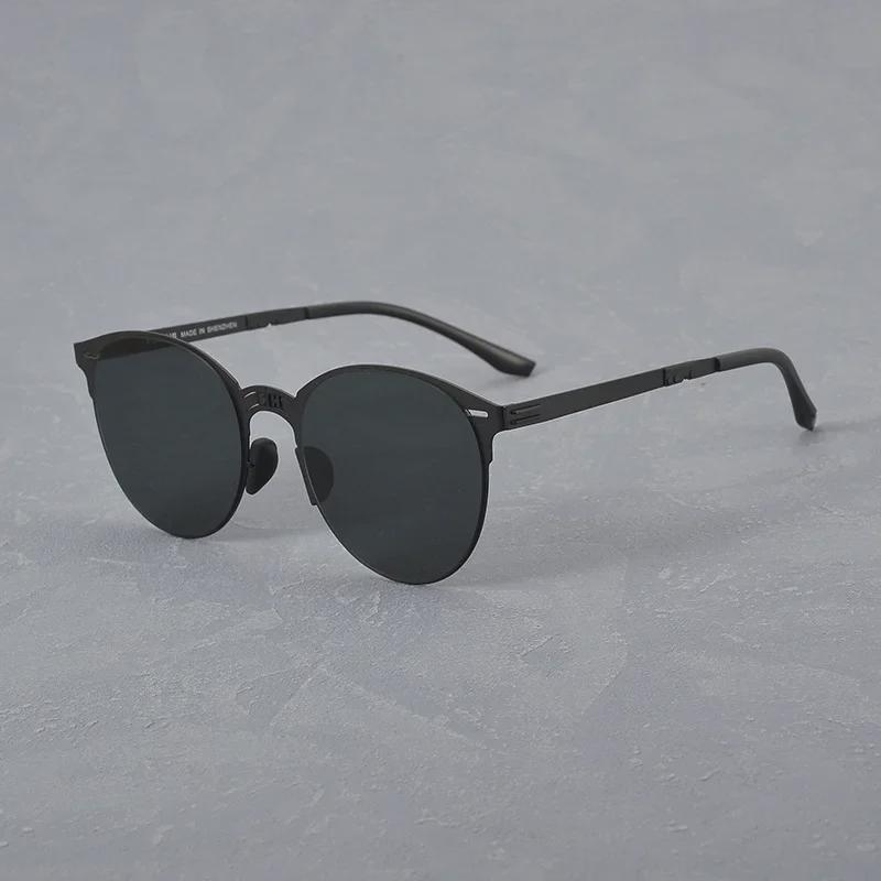 2024 Ultra-Light Retro Men's Stainless Steel Folding Sunglasses for Driving and Fishing