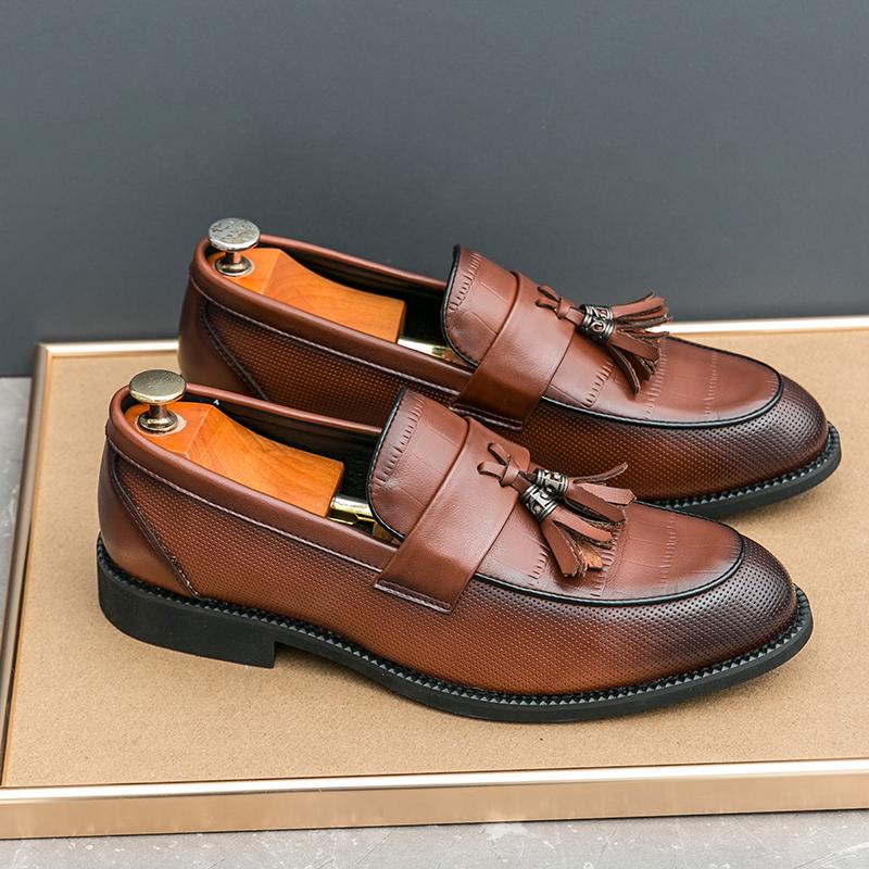 Fashion Men Retro Tassel Shoes Black Brown One Foot Comfortable Driving Shoes Business Office Formal Shoes Sizes 38-46 Men Shoes