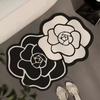 Fresh and Simple Special-shaped Flowers Diatom Mud Bathroom Toilet Toilet Door Water Absorption Dirt-resistant and Easy To Take Care of Floor Mat