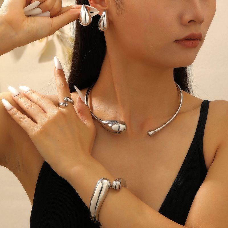 European and American Cross-Border Personalized Geometric Metal Glossy Spring Open Choker Bracelet for Women Punk Simple Necklace Choker