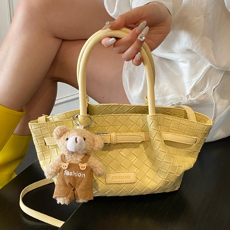 Korean Version of Temperament, High-quality Niche Design, Woven Pattern Vegetable Basket Bag, Women's Commuting Versatile Messenger Bag