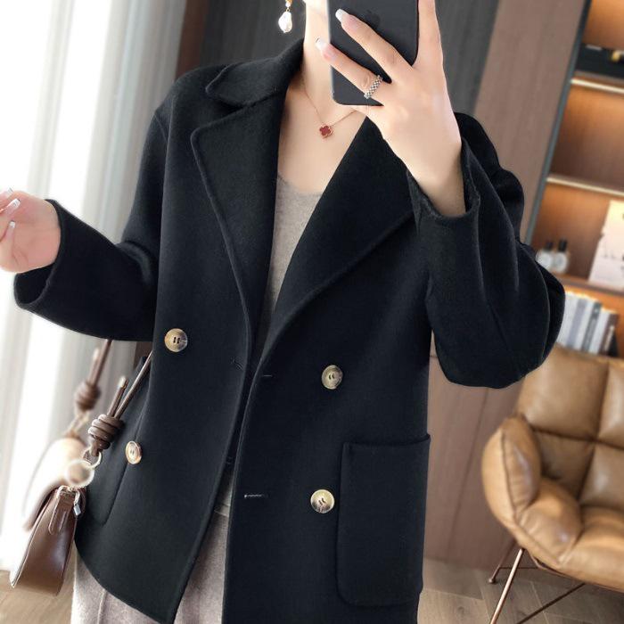Women's Short Woolen Coat for 2025: Autumn/Winter Loose Outerwear with Suit Collar Trend