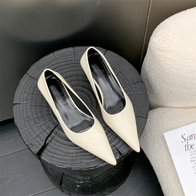 2025 Spring and Autumn New Korean Version Pointed-toed Stiletto High Heels Women's Low-heeled Versatile Temperament One-pedal Work Shoes