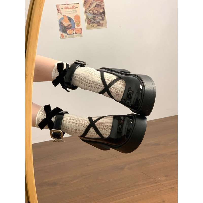 Thick-soled Mary Jane small leather shoes women's summer one-word button round head French retro thick heel high heel single shoes
