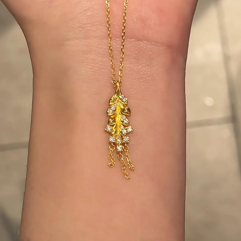 Flash Diamond Zircon Four-Leaf Clover Necklace Women'S Light Luxury High-End Pendant Titanium Steel Non-Fading Collarbone Chain