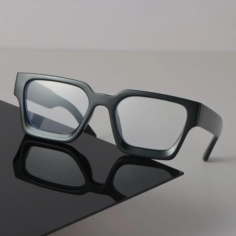 Square Anti Blue Light Glasses Fashion Retro Classic for Women Men Computer Gaming Eye Protection Plain Spectacles