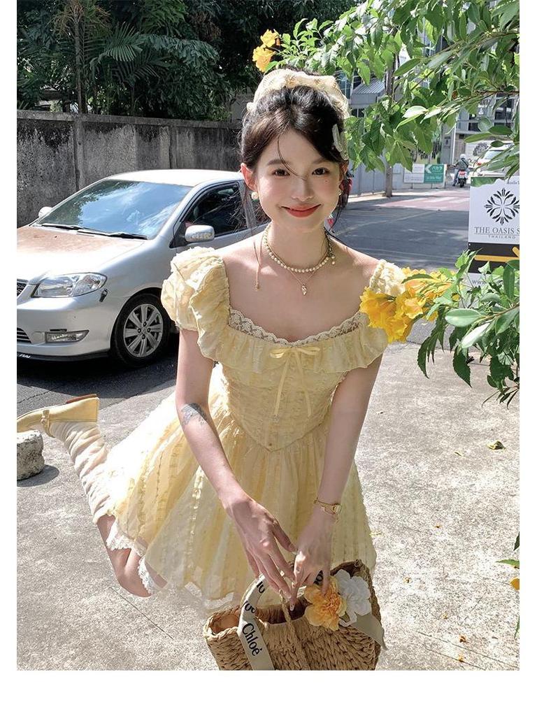 Women's Yellow Square Neck Puff Sleeve Dress – Petite Summer Style with Sweet Cinched Waist Short Skirt